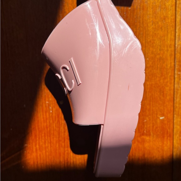 GUCCI Rubber Slides - Picture 14 of 16